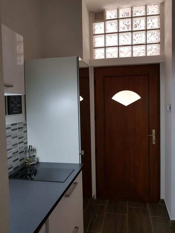 Kst Apartman Budapeste Exterior foto
