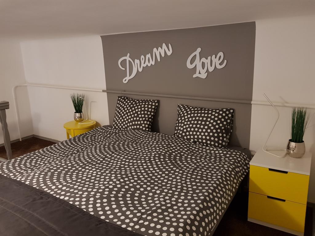 Kst Apartman Budapeste Exterior foto