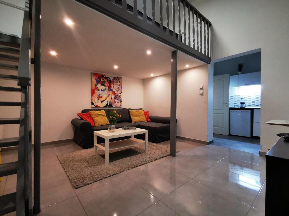 Kst Apartman Budapeste Exterior foto