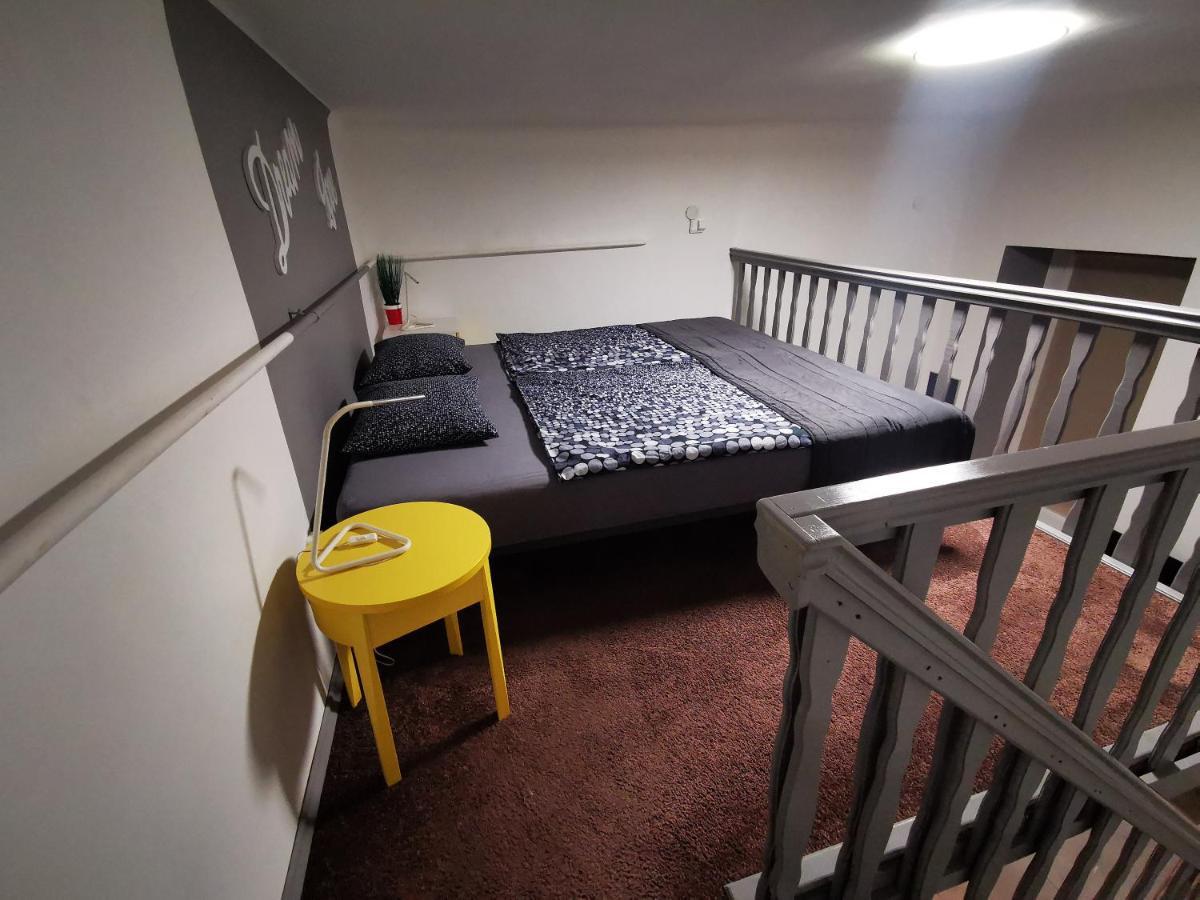 Kst Apartman Budapeste Exterior foto